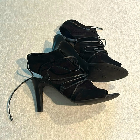 Franco Sarto Women’s ‘Quinera’ Peep Toe Sandal Bow Tied Shoes Size 7.5 - Picture 2 of 12